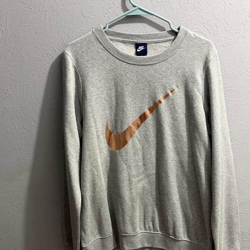 Nike Women's Grey Sweatshirt